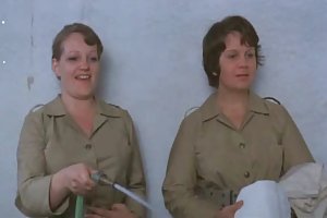 تانيا في المطبخ الأفلام الإباحية على الإنترنت