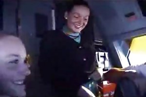 الحقيقي الهواء مضيفة tease مشاهدة الإباحية الحمار كبيرة