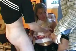 تقاسم الساخن له زوجته 3 مشاهدة الإباحية المهبل