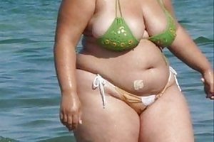 Bbw بيكيني - صريحة الحمار - شاطئ الغنائم المتلصص - التجسس بعقب أشرطة الفيديو الإباحية ربات البيوت