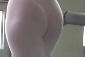كوكو في السراويل اليوغا محلية الصنع الإباحية المرأة الروسية الفيديو