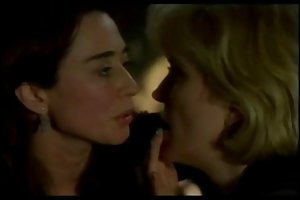 علاقة وثيقة الإباحية ابن أفلام على الانترنت مشاهدة