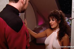 Marina Sirtis - ستار تريك: الجيل القادم أشرطة الفيديو الاباحية الشرج ناضجه على الانترنت