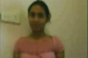 Sachithra سري لانكا ناضجة في الحمام الإباحية مشاهدة