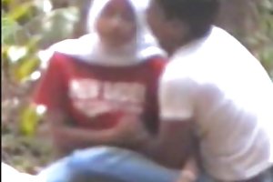 الملايو - tudung الحجاب ليباس dalam rindu hutang ويبرز الصور الإباحية