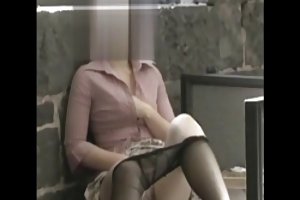 سر النشوة مشاهدة الأفلام الإباحية على الإنترنت ، كازاخستان