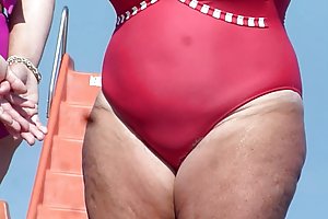 Bbw الفتاة الجدة تجسست على الشاطئ الفيديو الاباحية أمي مشاهدة على الانترنت