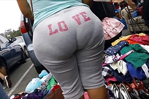 صريحة الغنيمة 133 سيدة ناضجة الاباحية