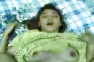 ربة منزل الماليزية أشرطة الفيديو الاباحية على الانترنت