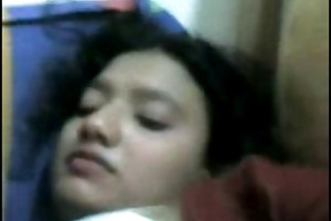 Bhabhi جميلة لها بزاز امتص من قبل زوجها محلية الصنع الاباحية على الانترنت البنك أصبع