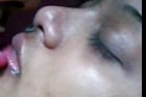عشاق البنغلاديشية منتديات التقبيل بعد ممارسة الجنس الإباحية مزدوجة