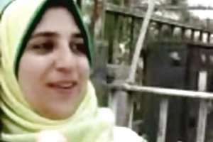 الحجاب قصص السكس مع ناضجة